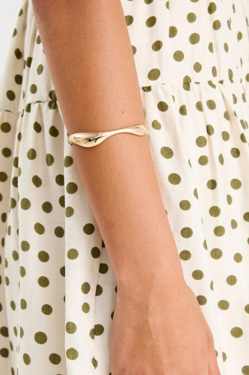 Wavy Cuff Bangle - Gold
