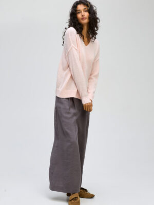 Fluffy V Jumper - Blush