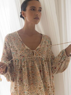 Lara Blouse - Almond Print