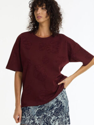 Off Duty Flora Textured Tee - Burgundy